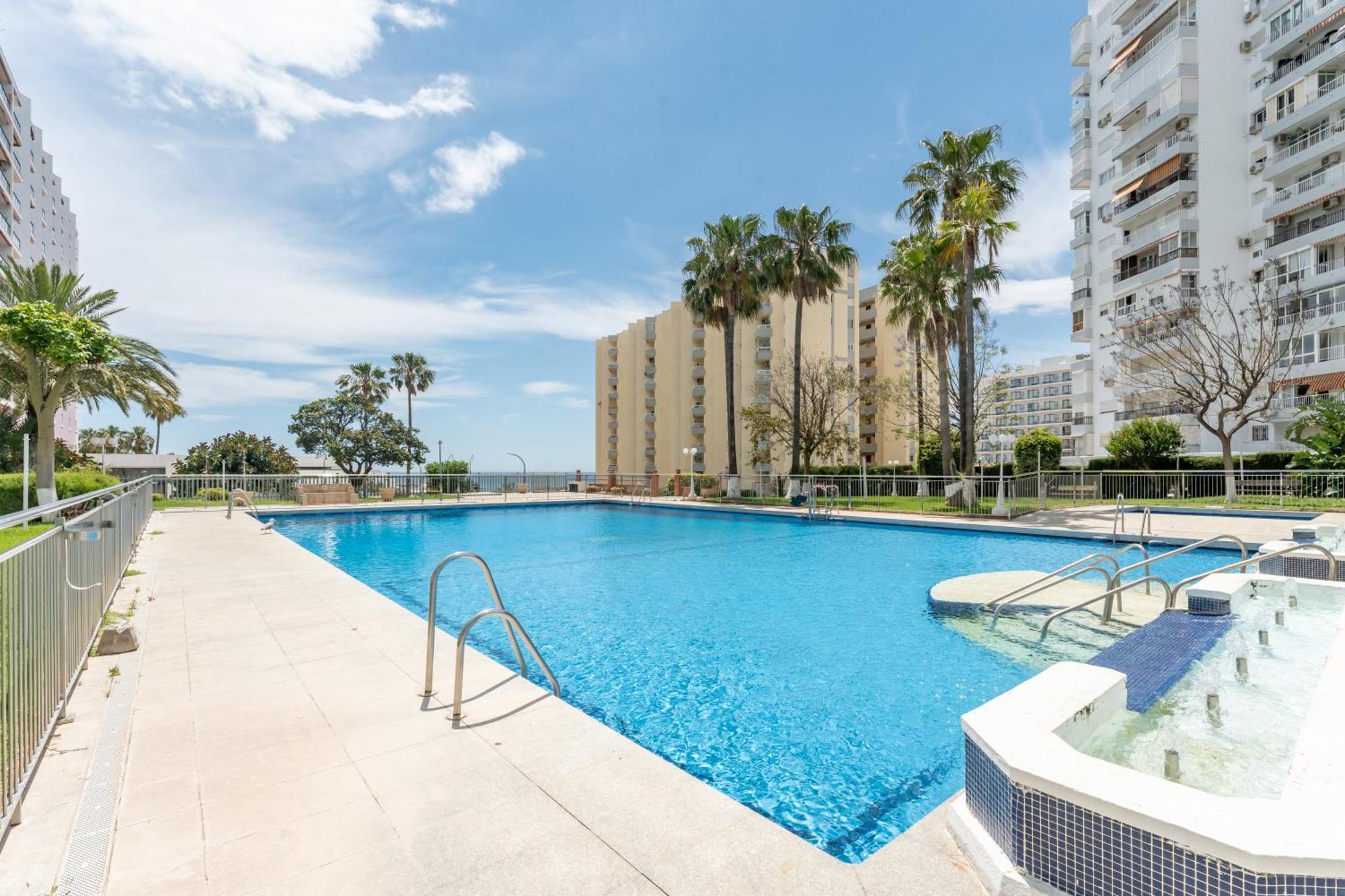Vb Diana 2Bdrs With Fantastic Sea Views Daire Benalmádena Dış mekan fotoğraf